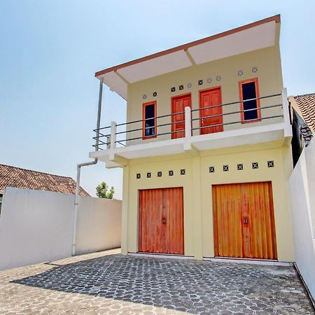 Spot On 93020 Rumah Singgah Ganjuran Bantul Zewnętrze zdjęcie