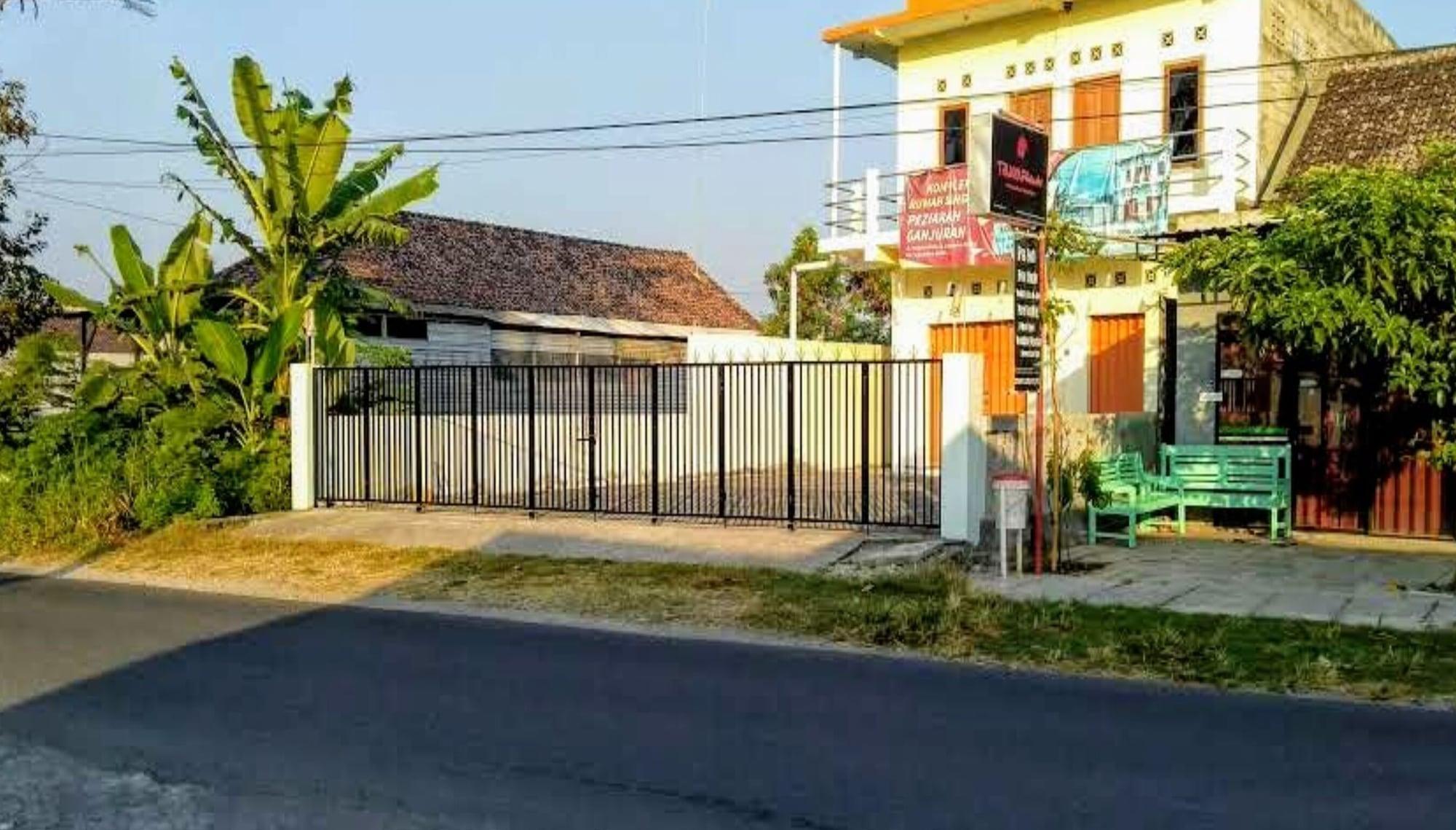 Spot On 93020 Rumah Singgah Ganjuran Bantul Zewnętrze zdjęcie