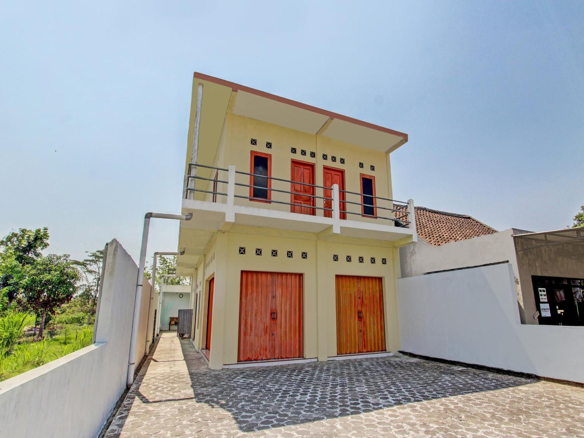 Spot On 93020 Rumah Singgah Ganjuran Bantul Zewnętrze zdjęcie